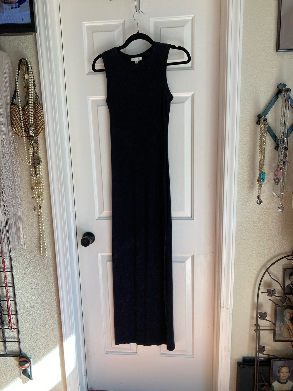 Classic Sleeveless Black Maxi Dress - Unknown Brand
